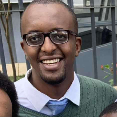 Neurosurgeon in Argwings