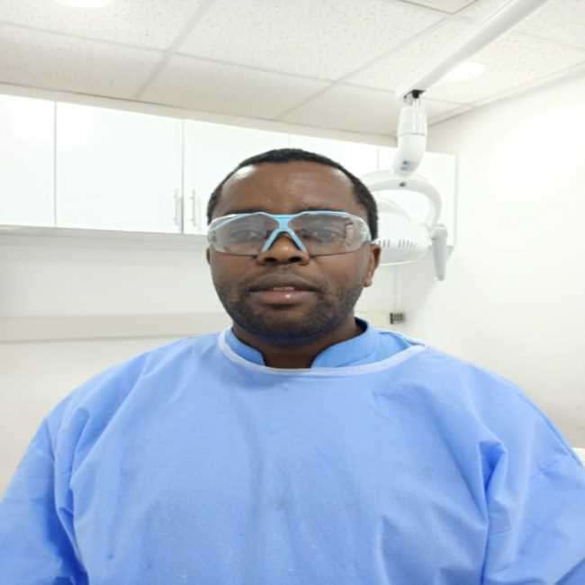 Dentist in Kenya