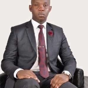 Internist in Stima Plaza