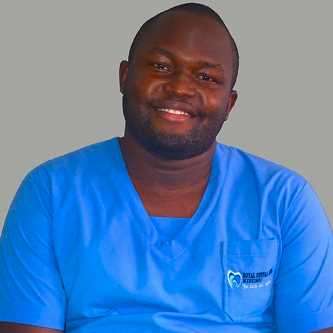 Dentist in Oginga