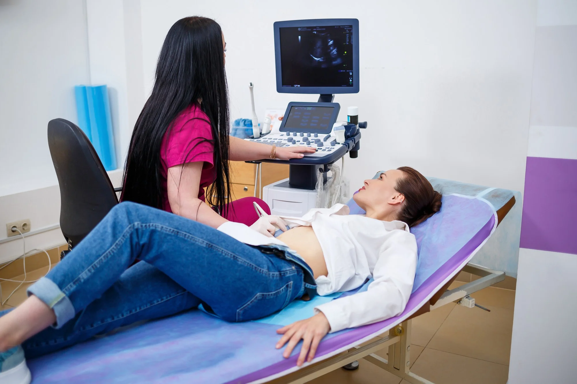 Revolutionize Gynecology Clinic Operations with Advanced AI CDSS Software India